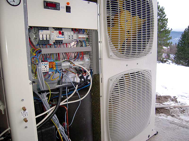 Installateur climatiseur HITACHI en Ardèche